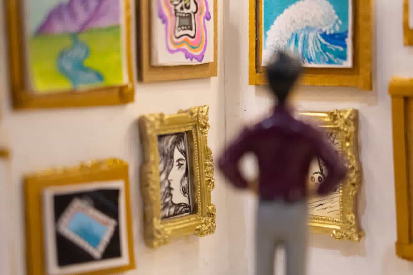 Mini gallery wall